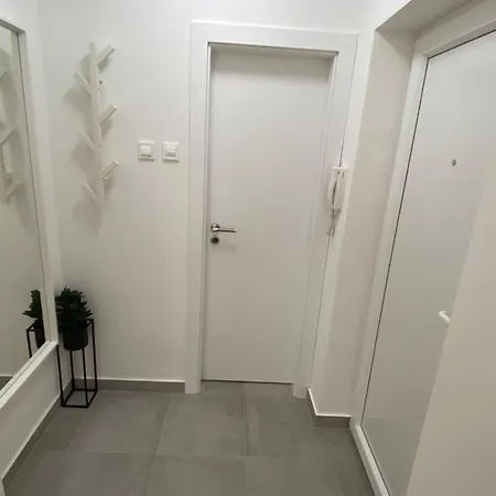 Apartment Apartman Eni Rijeka