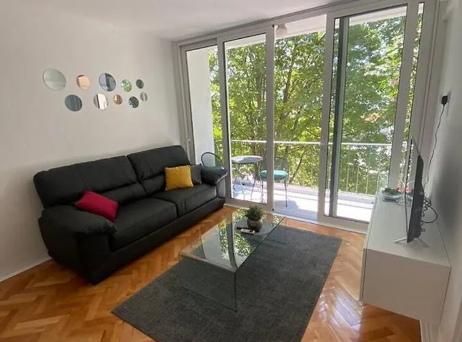 Apartman Eni Appartamento *